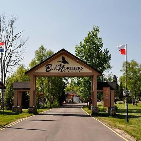 Best Northern Motel And Restaurant Уауа Екстериор снимка