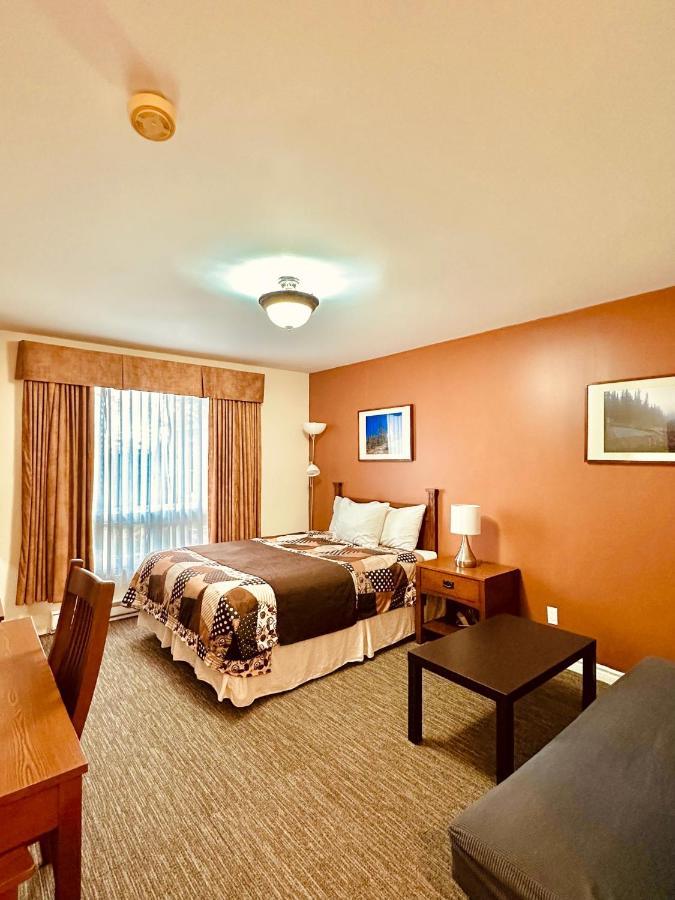 Best Northern Motel And Restaurant Уауа Екстериор снимка