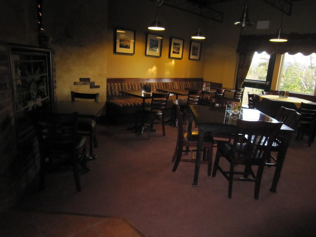 Best Northern Motel And Restaurant Уауа Екстериор снимка